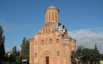 Церковь Параскевы Пятницы на Торгу в Чернигове