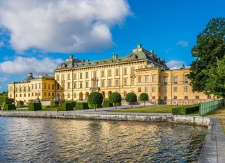 Королевские дворцы Швеции